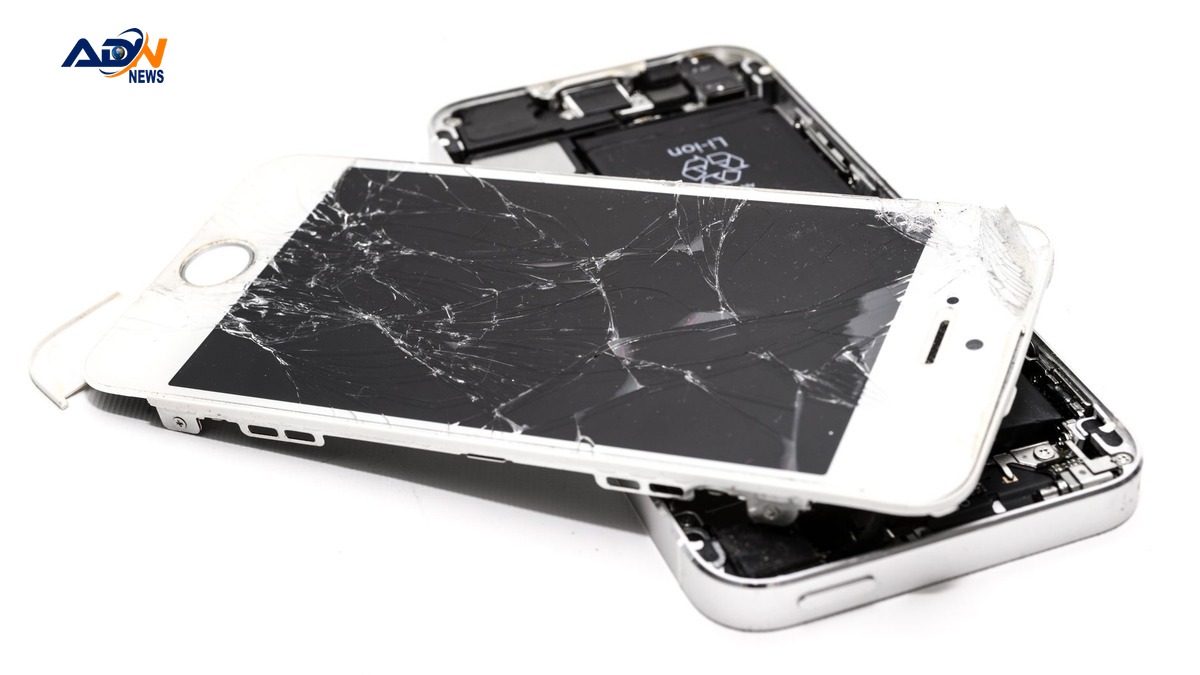 iPhone Duo teardown
