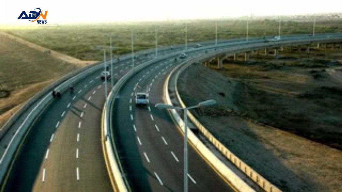 M-4 Motorway Traffic Diversion