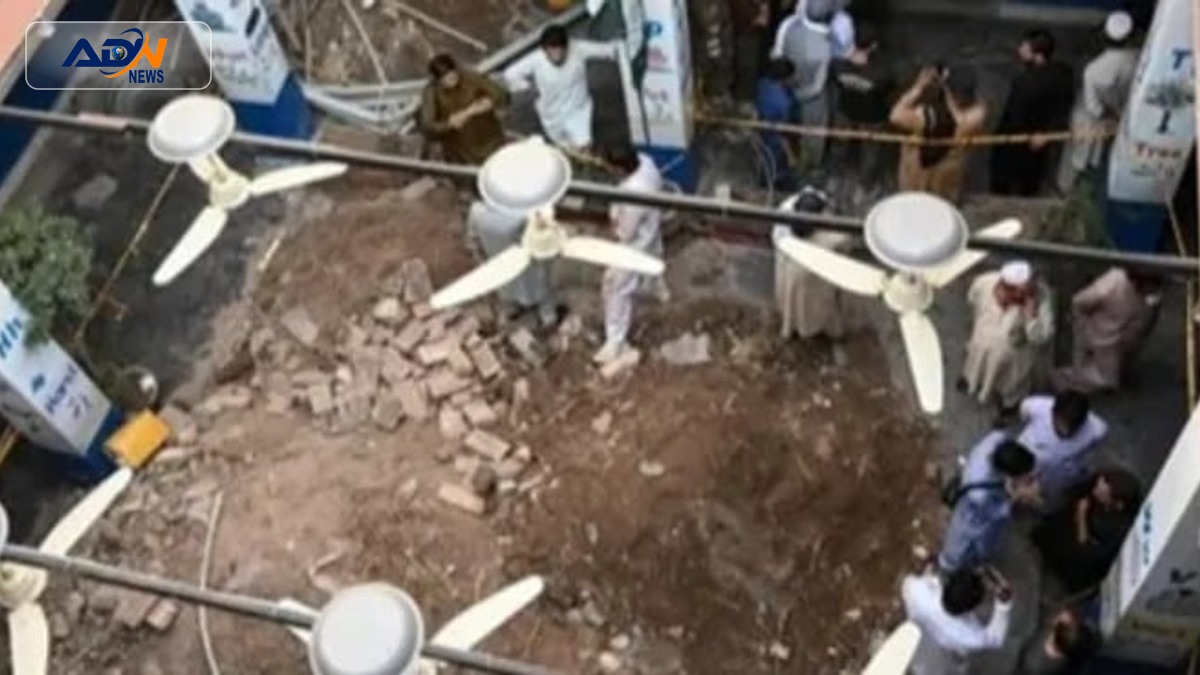Peshawar school roof collapse