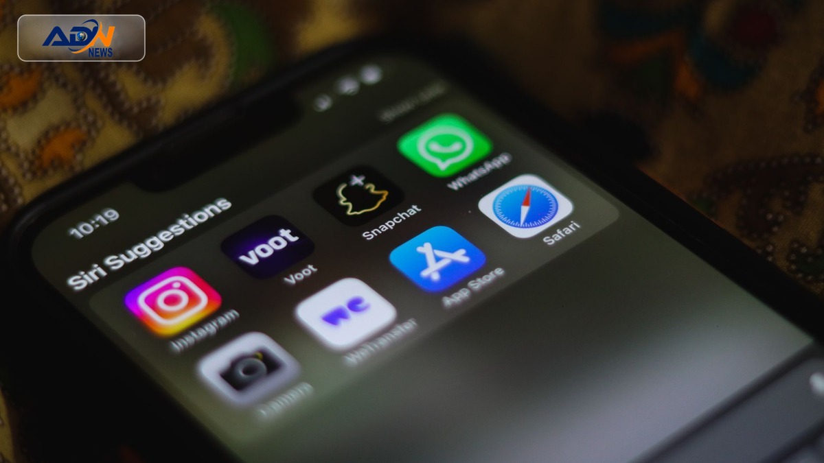 WhatsApp accounts blocking